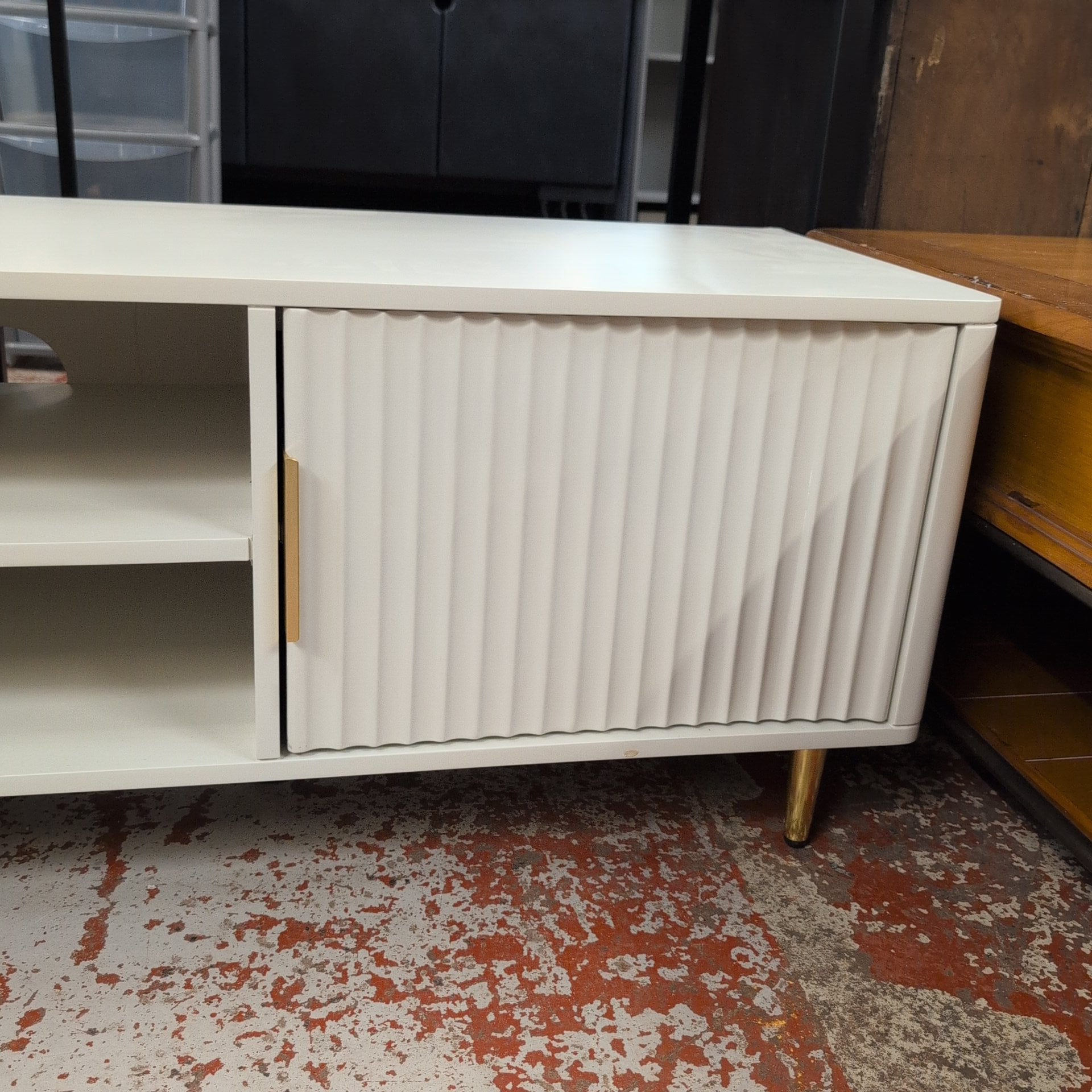 TV Unit