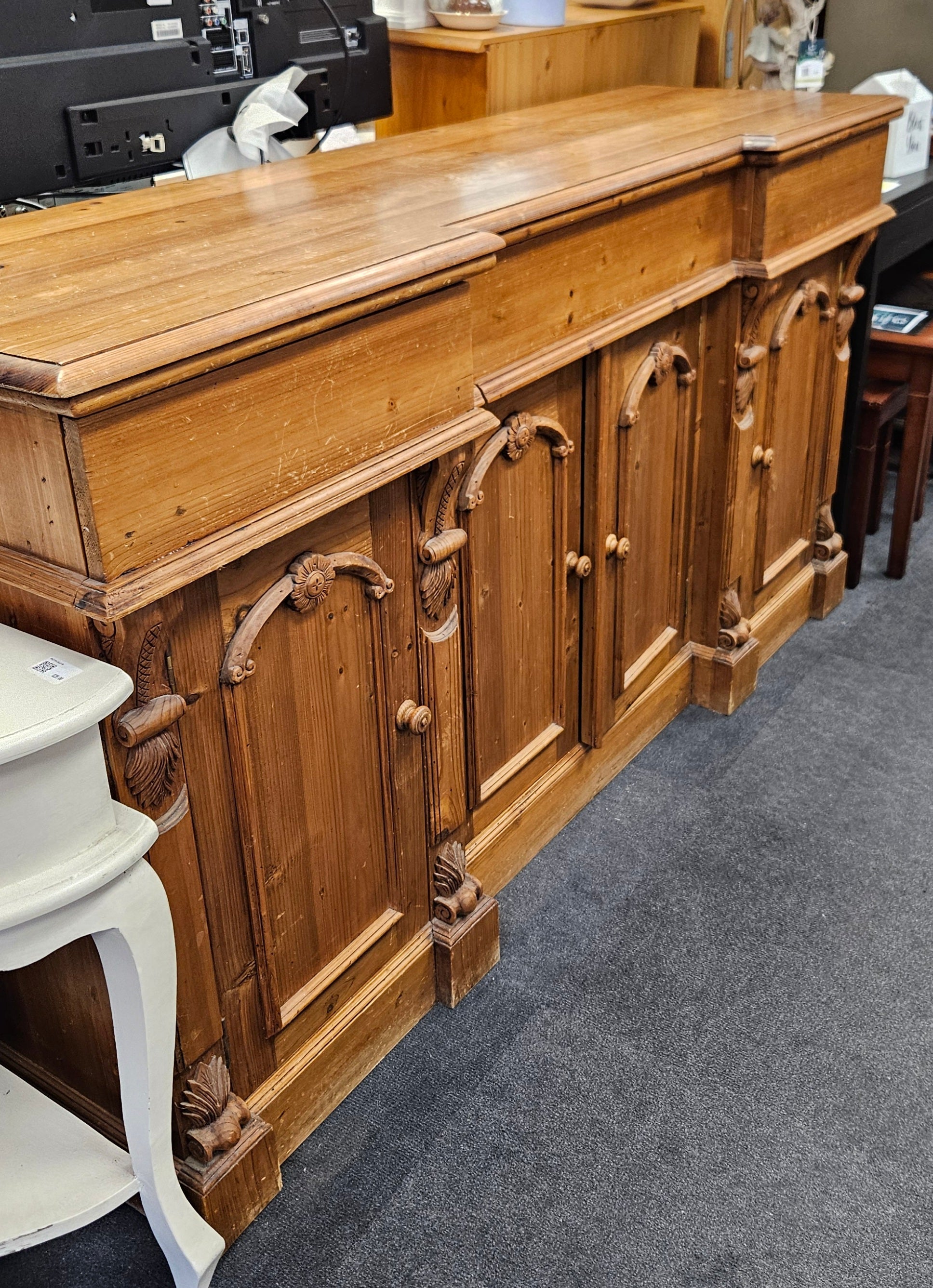 Sideboard