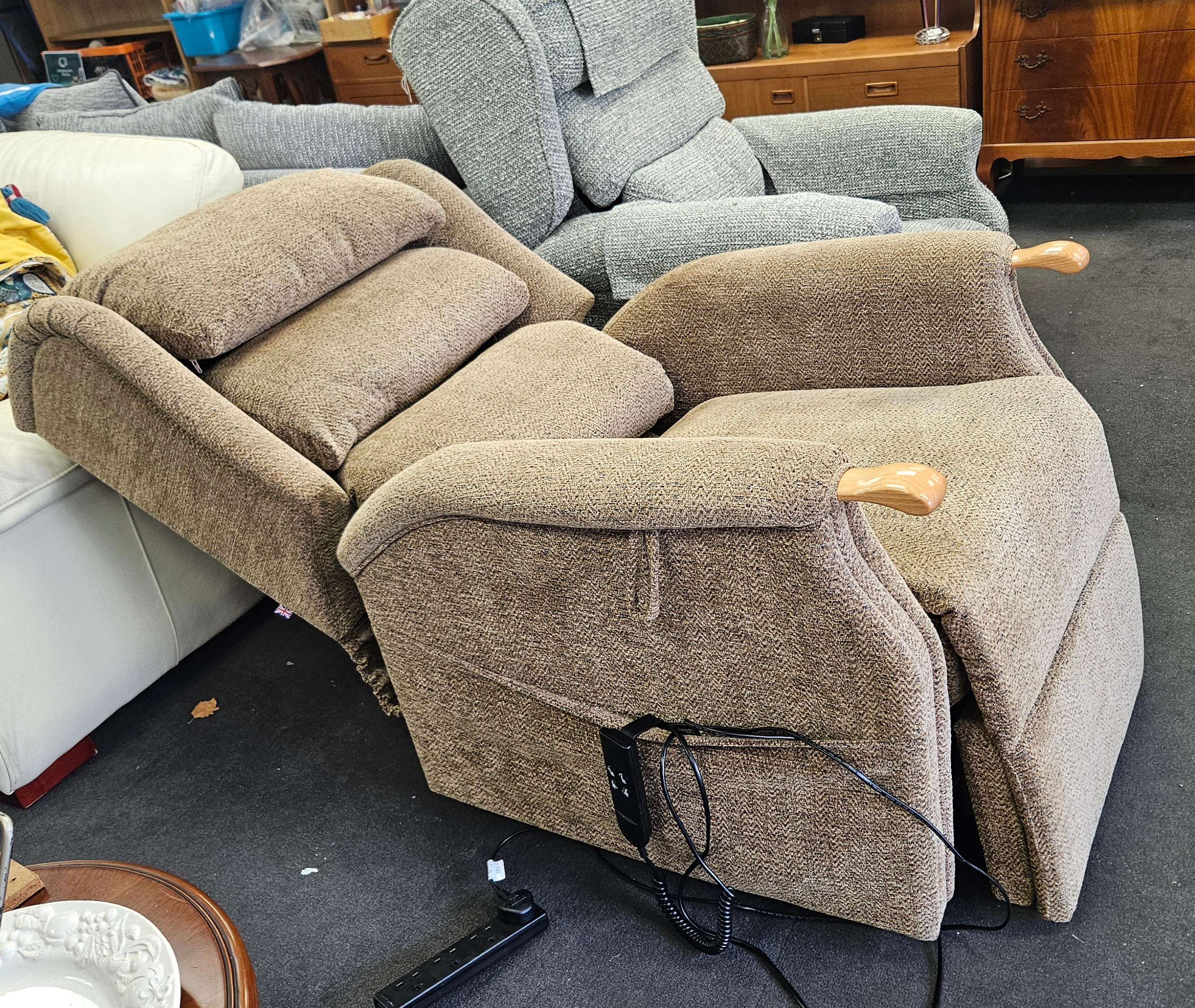 Rise & Recline Chair