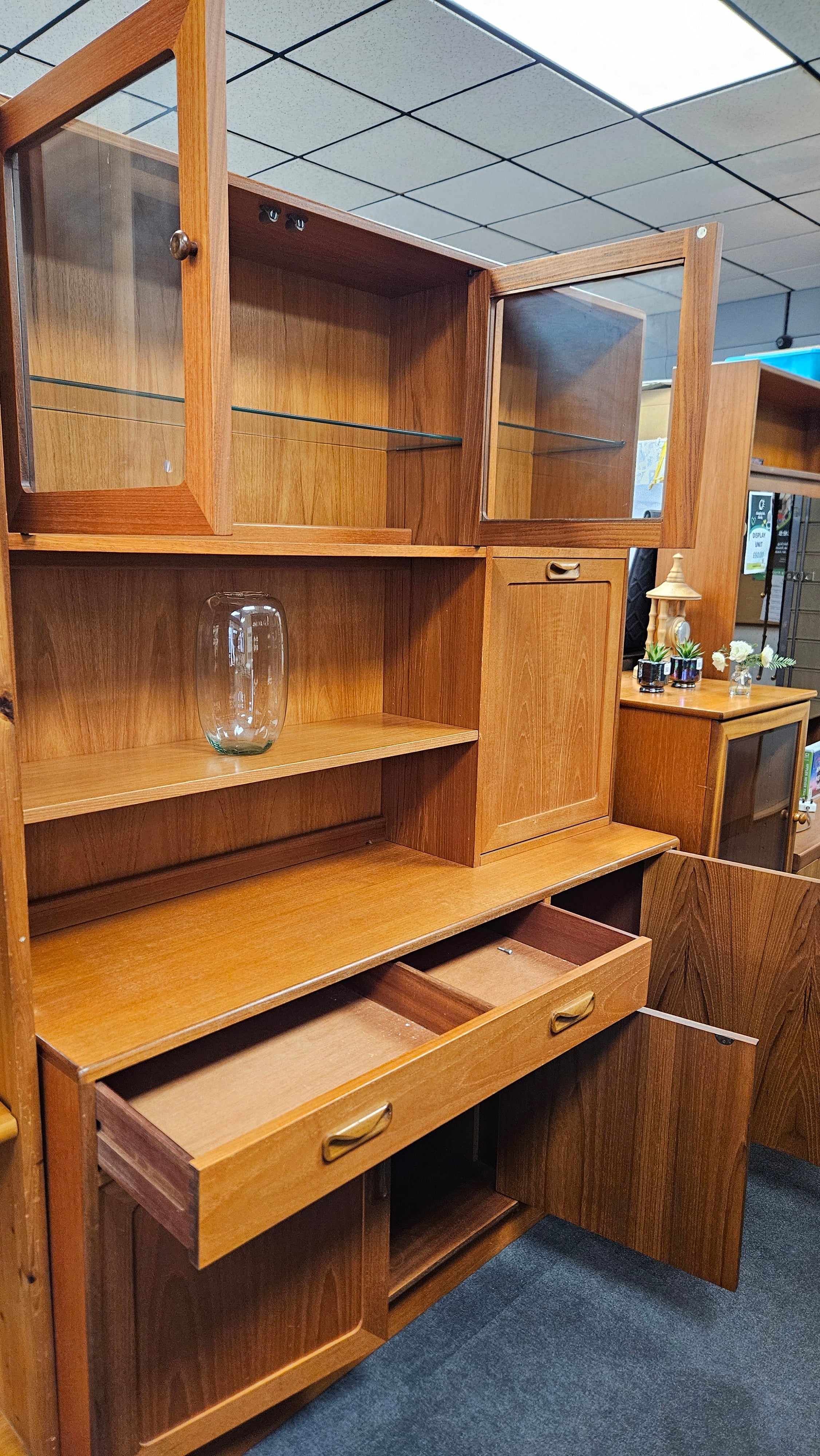 Display unit