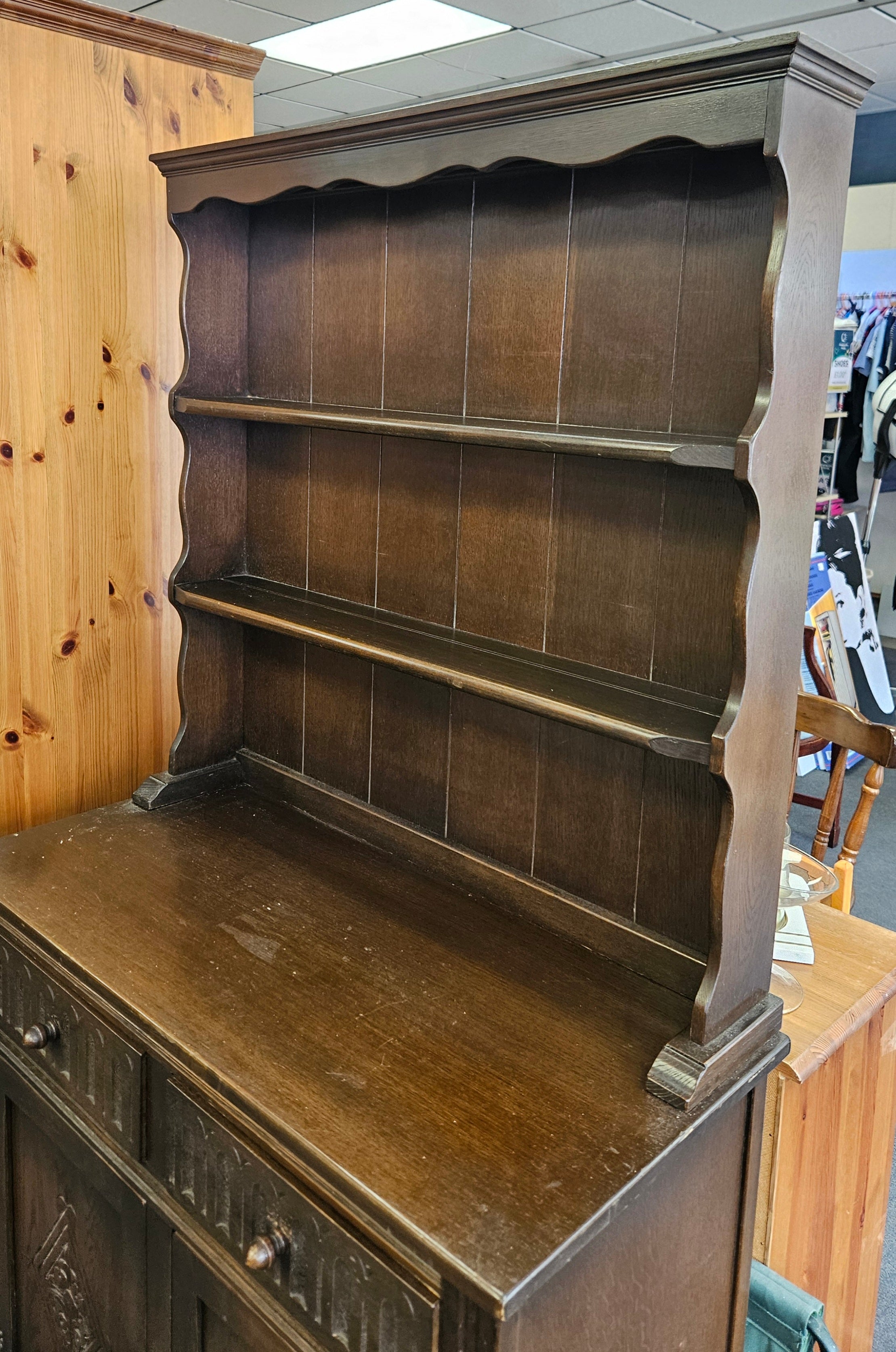 Dresser