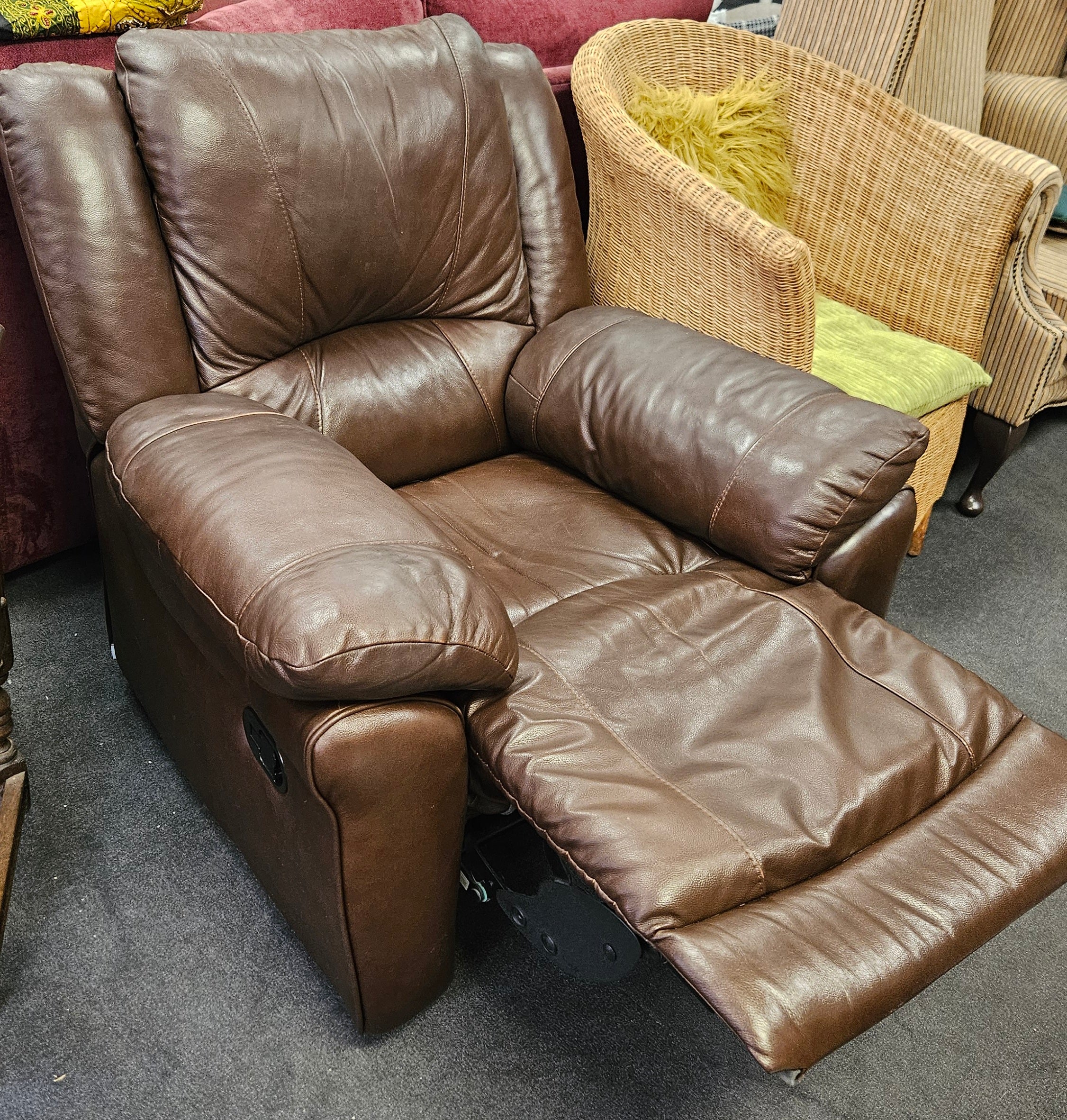 Reclining chair