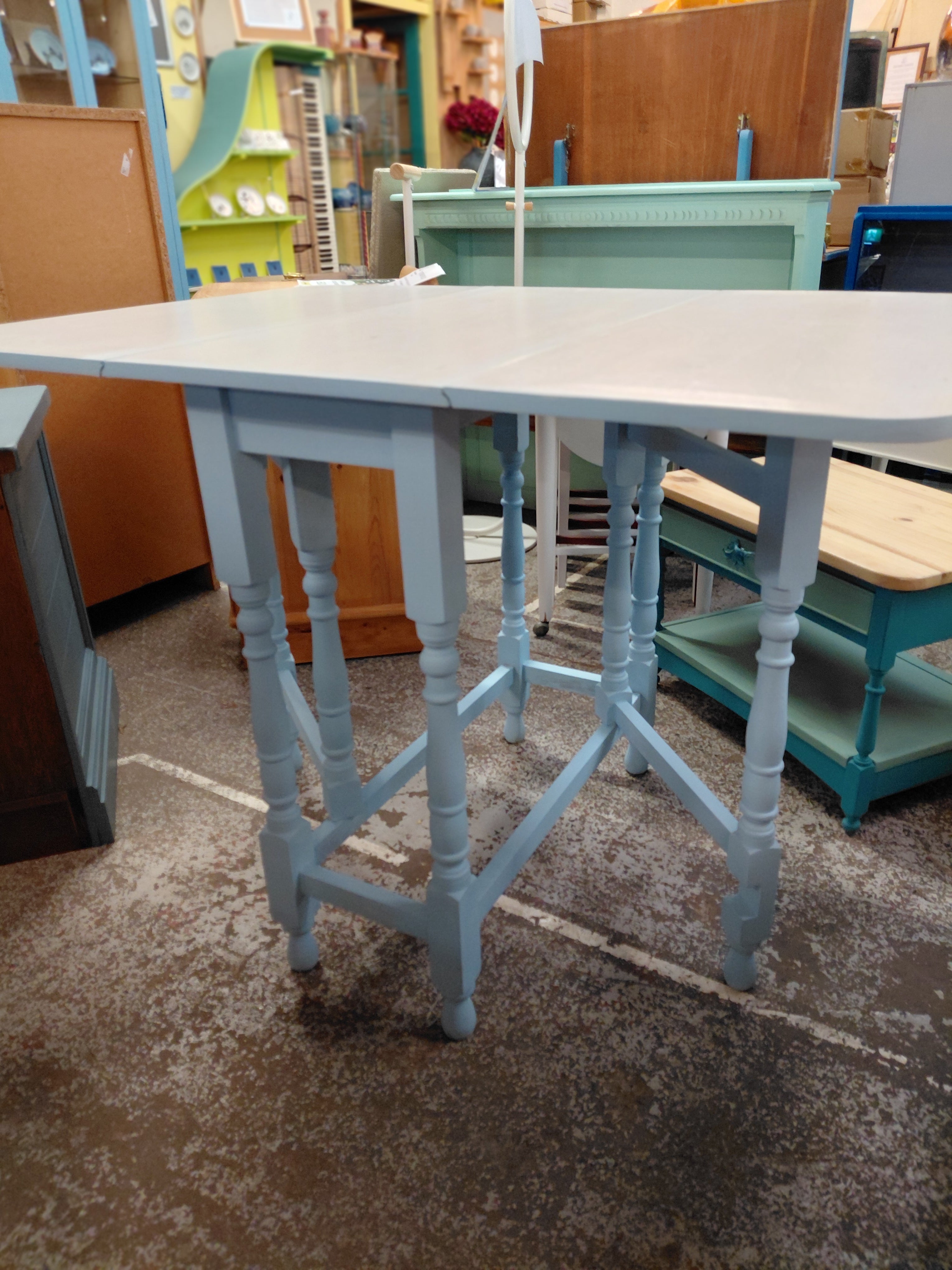 HMP Drop Leaf Table
