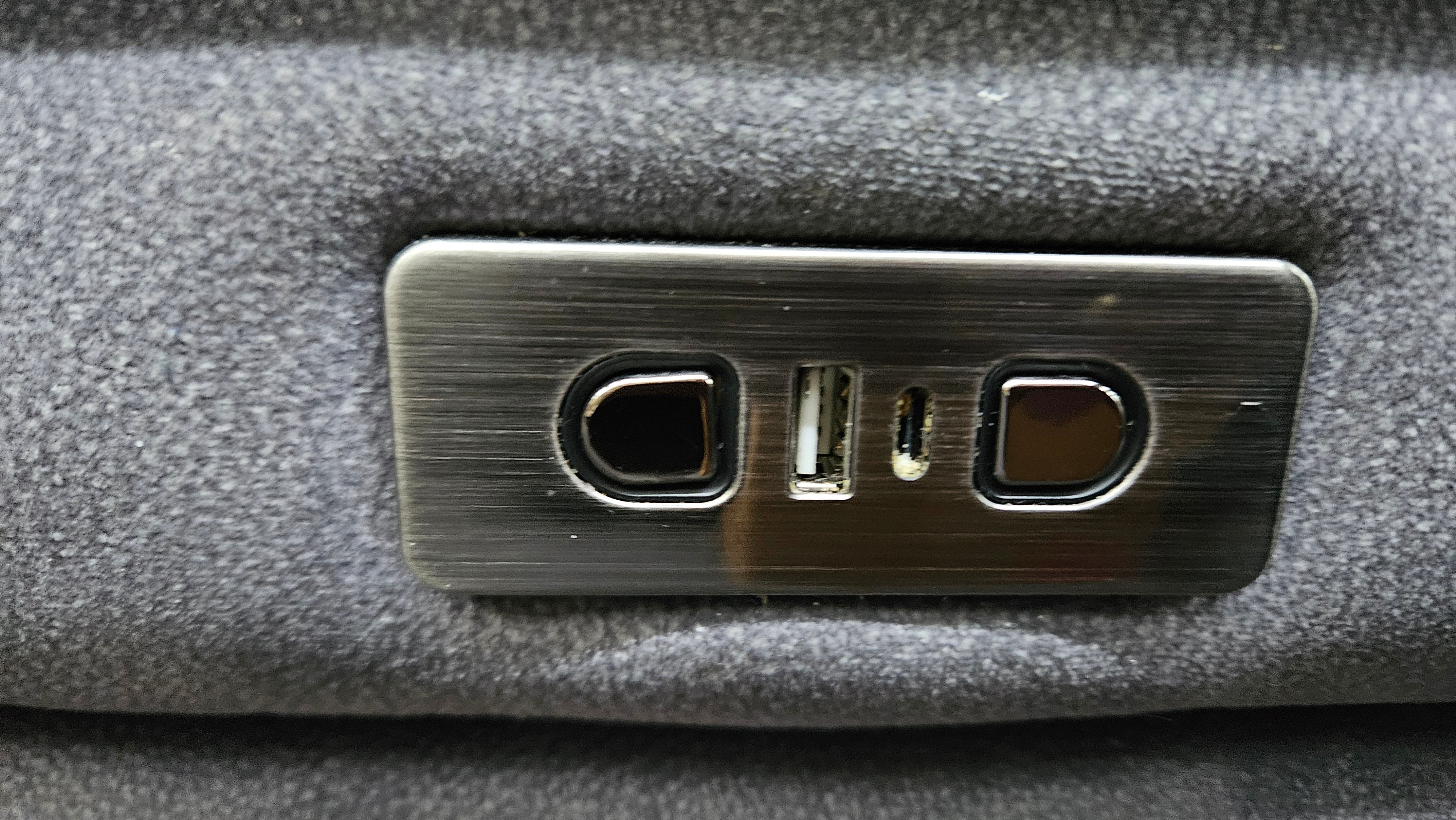 Electric reclining sofa