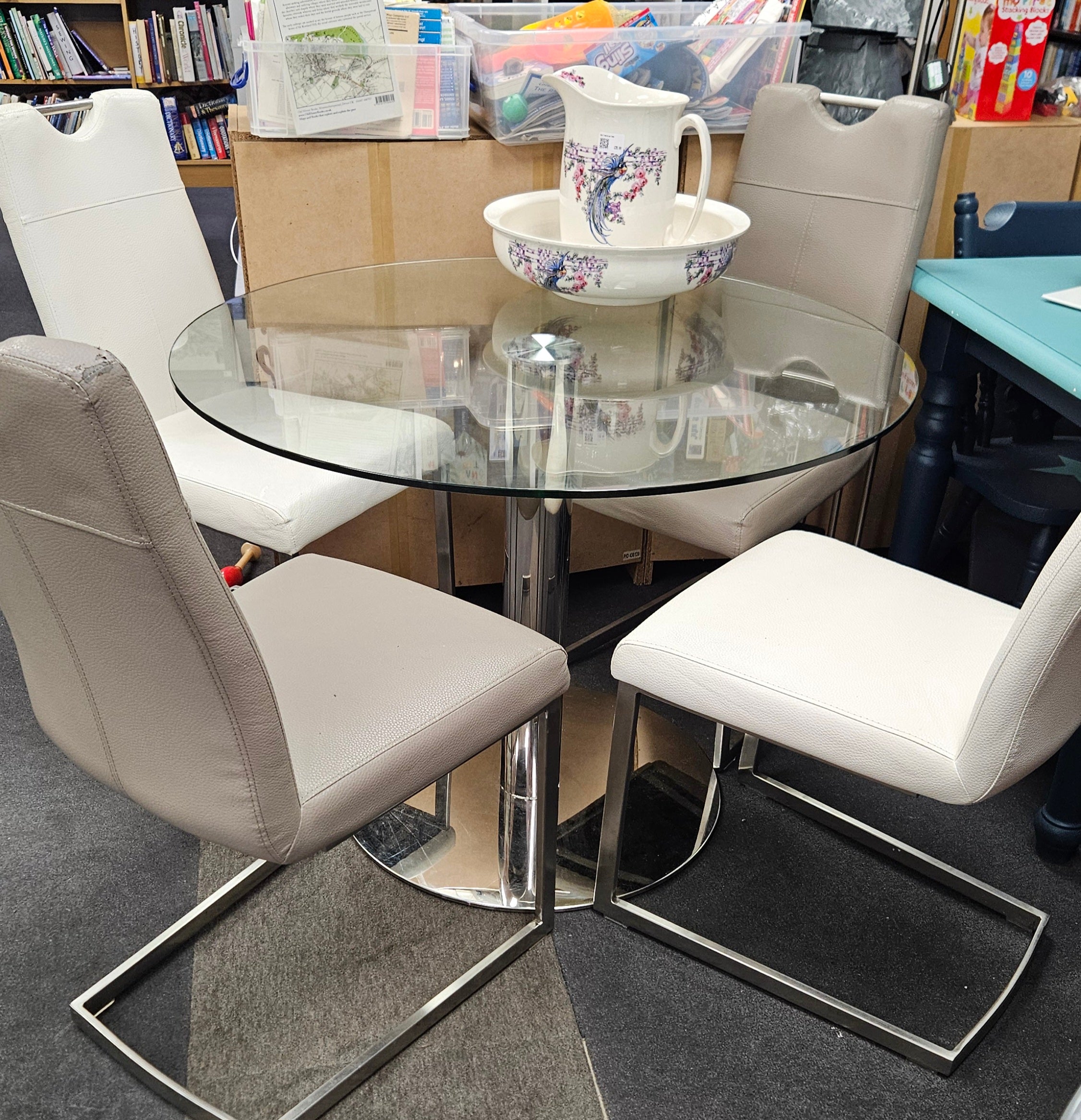 Table & 4 chairs
