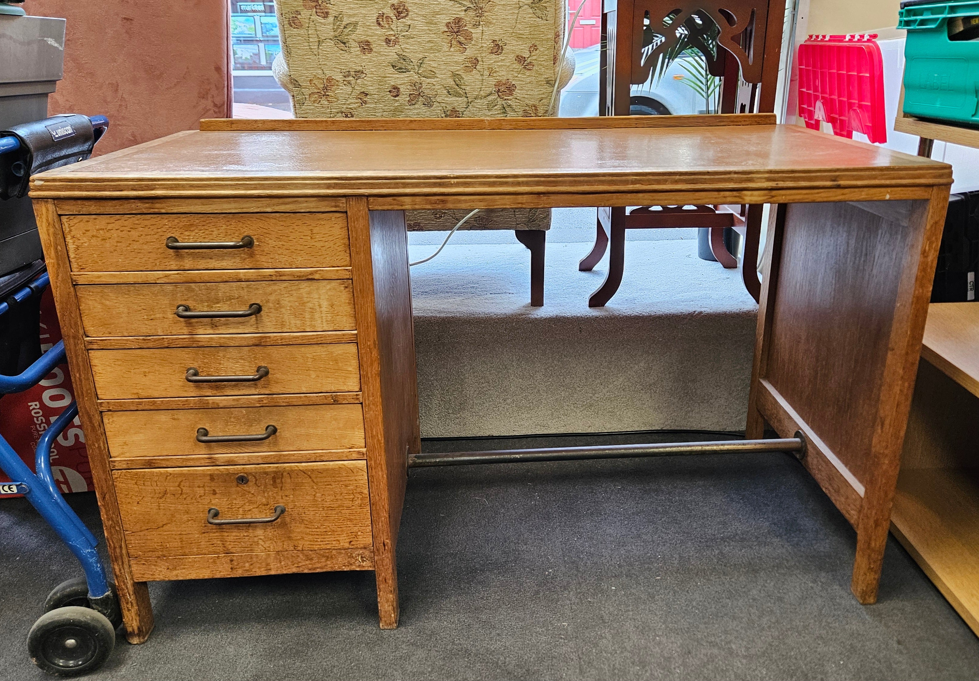 Desk