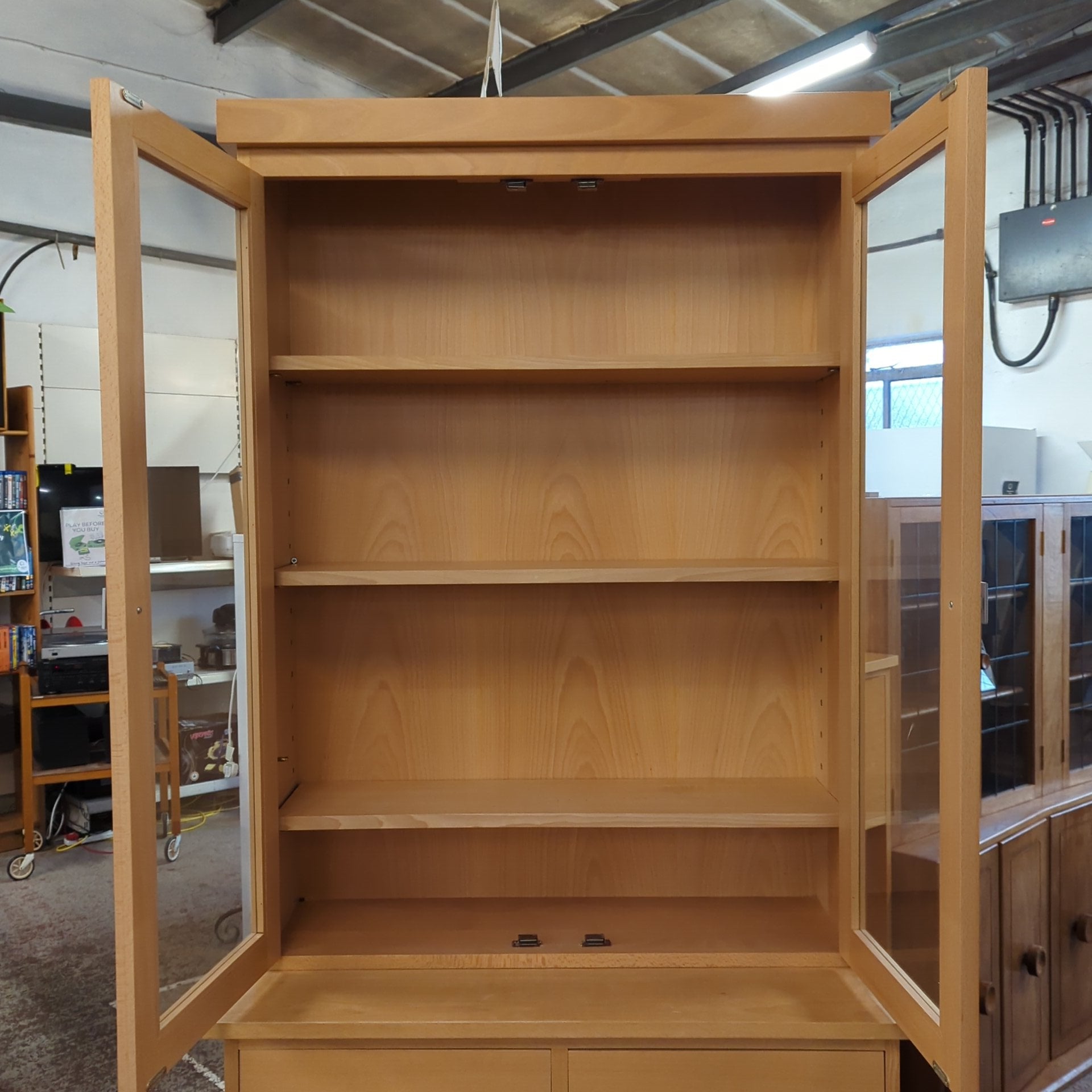 Wall Cabinet