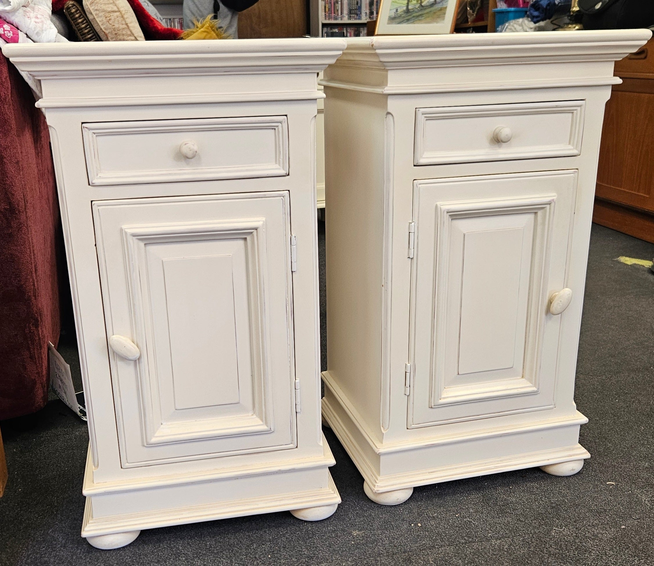 Pair of bedside cabinets
