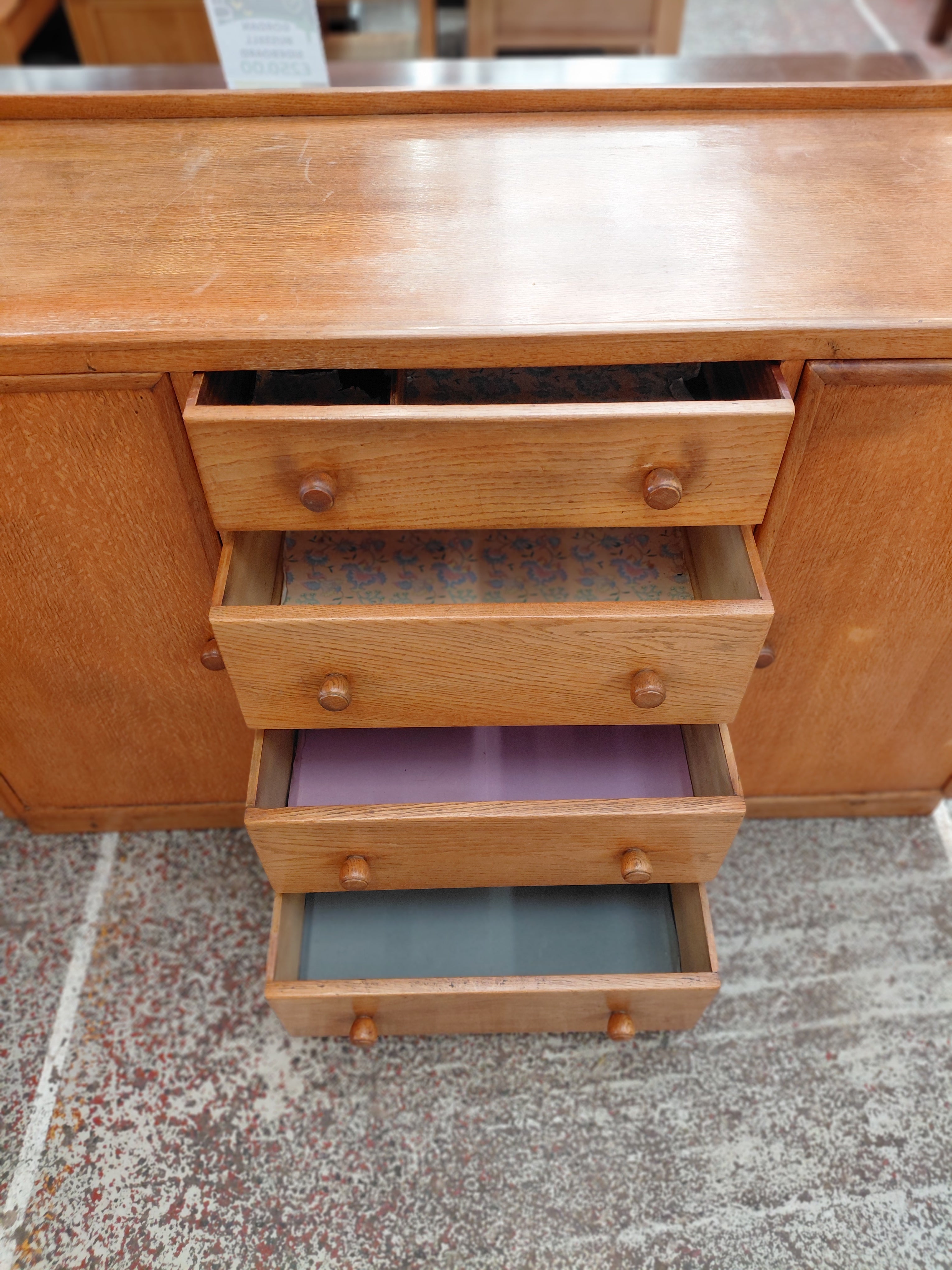 Sideboard