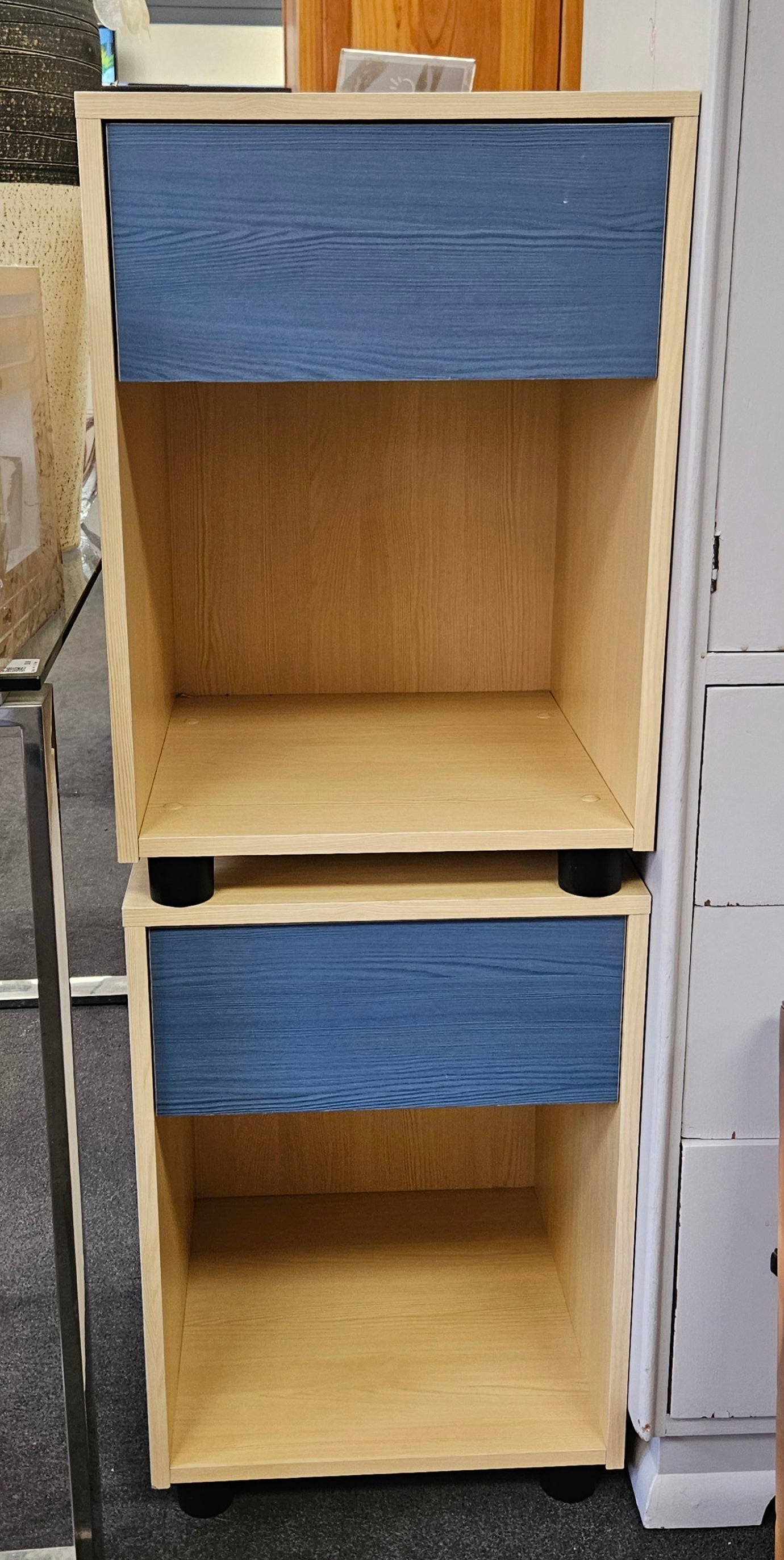 Pair of bedside cabinets