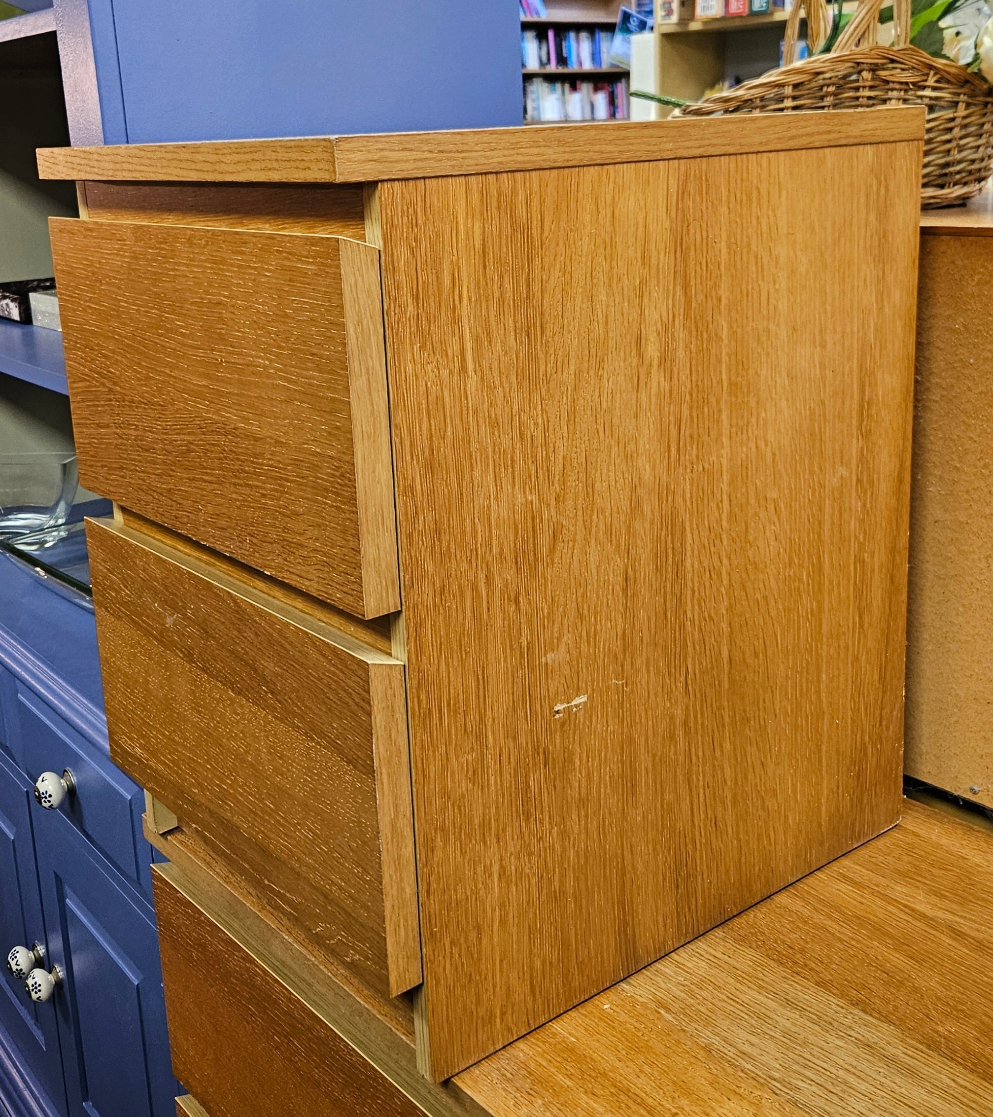 Bedside cabinet