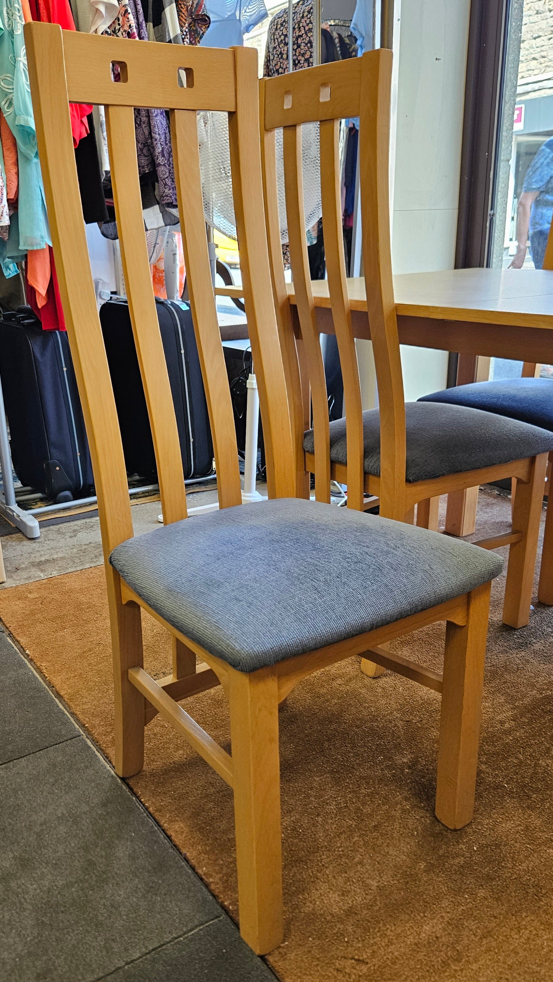 Table & 4 chairs