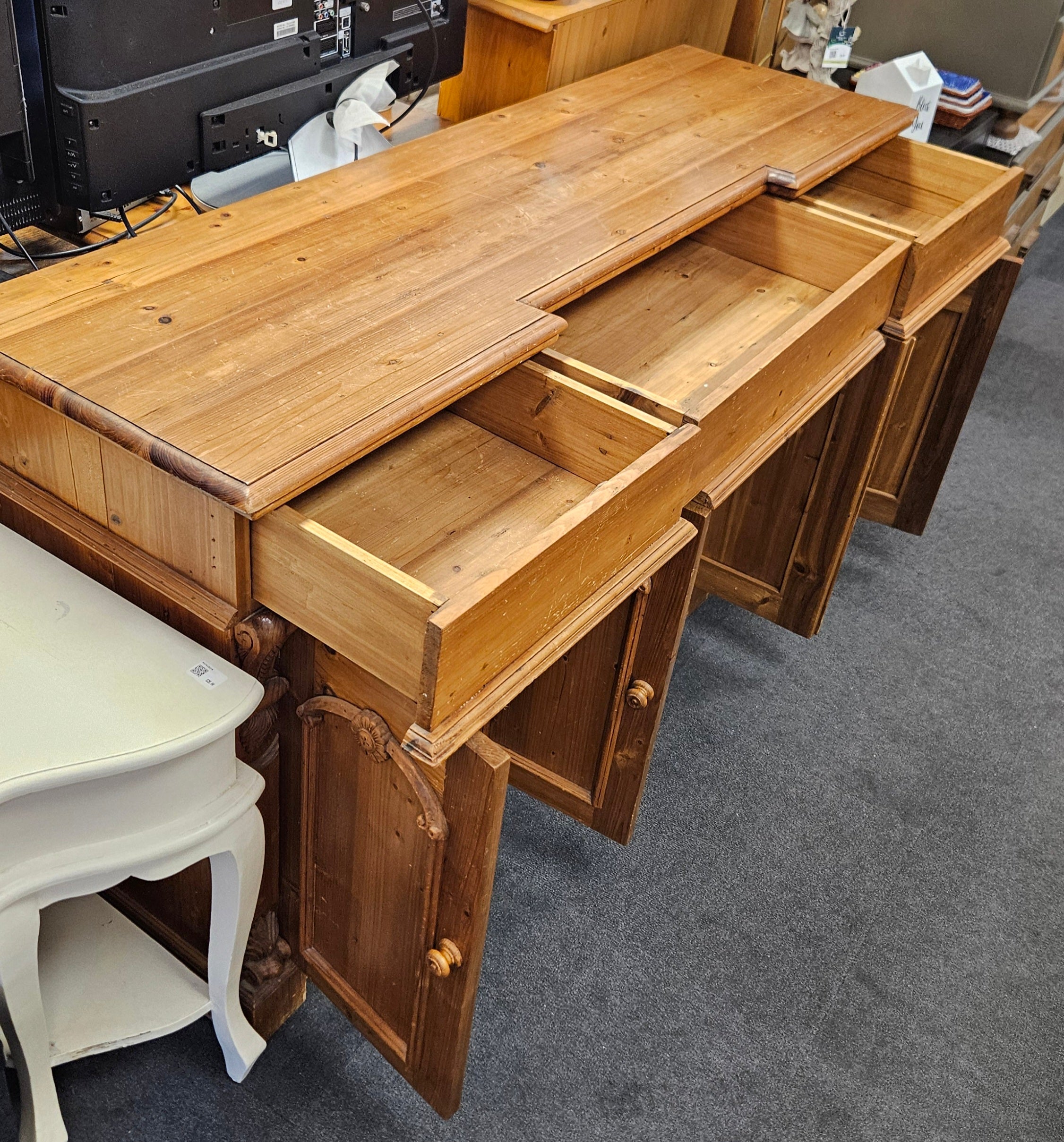 Sideboard