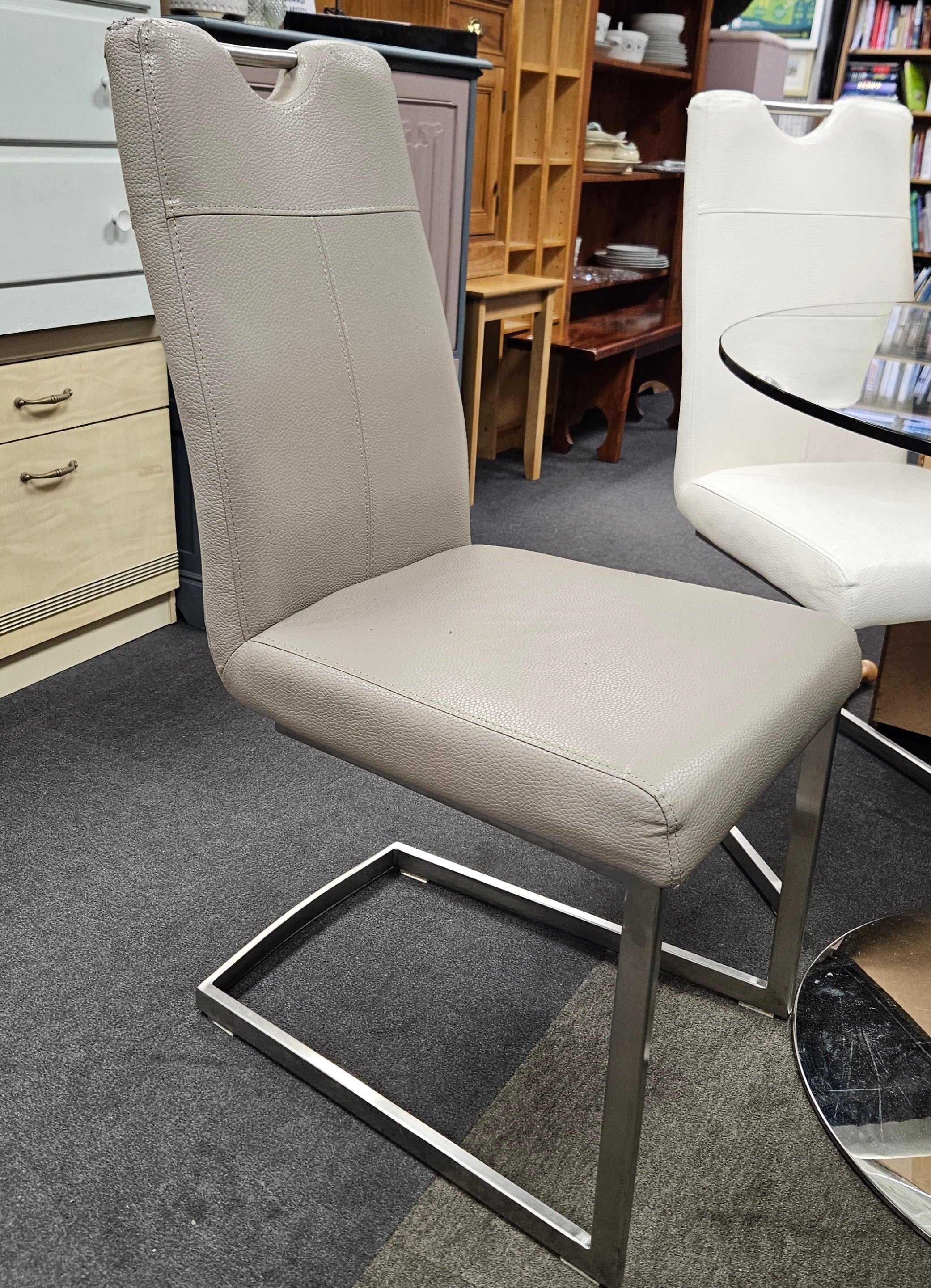 Table & 4 chairs