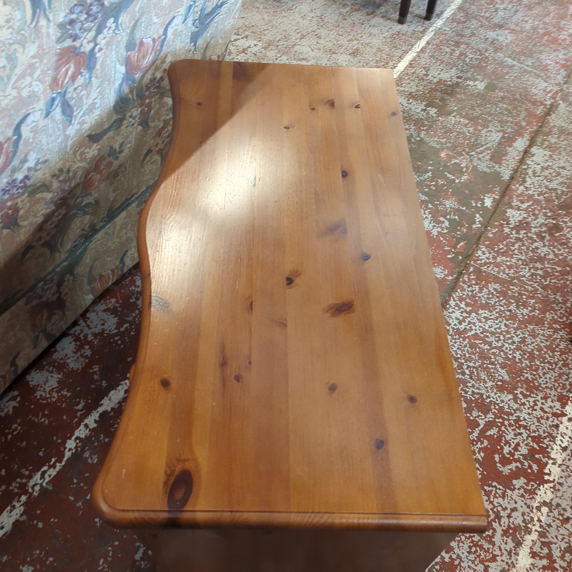 Pine Chest Of Drawers