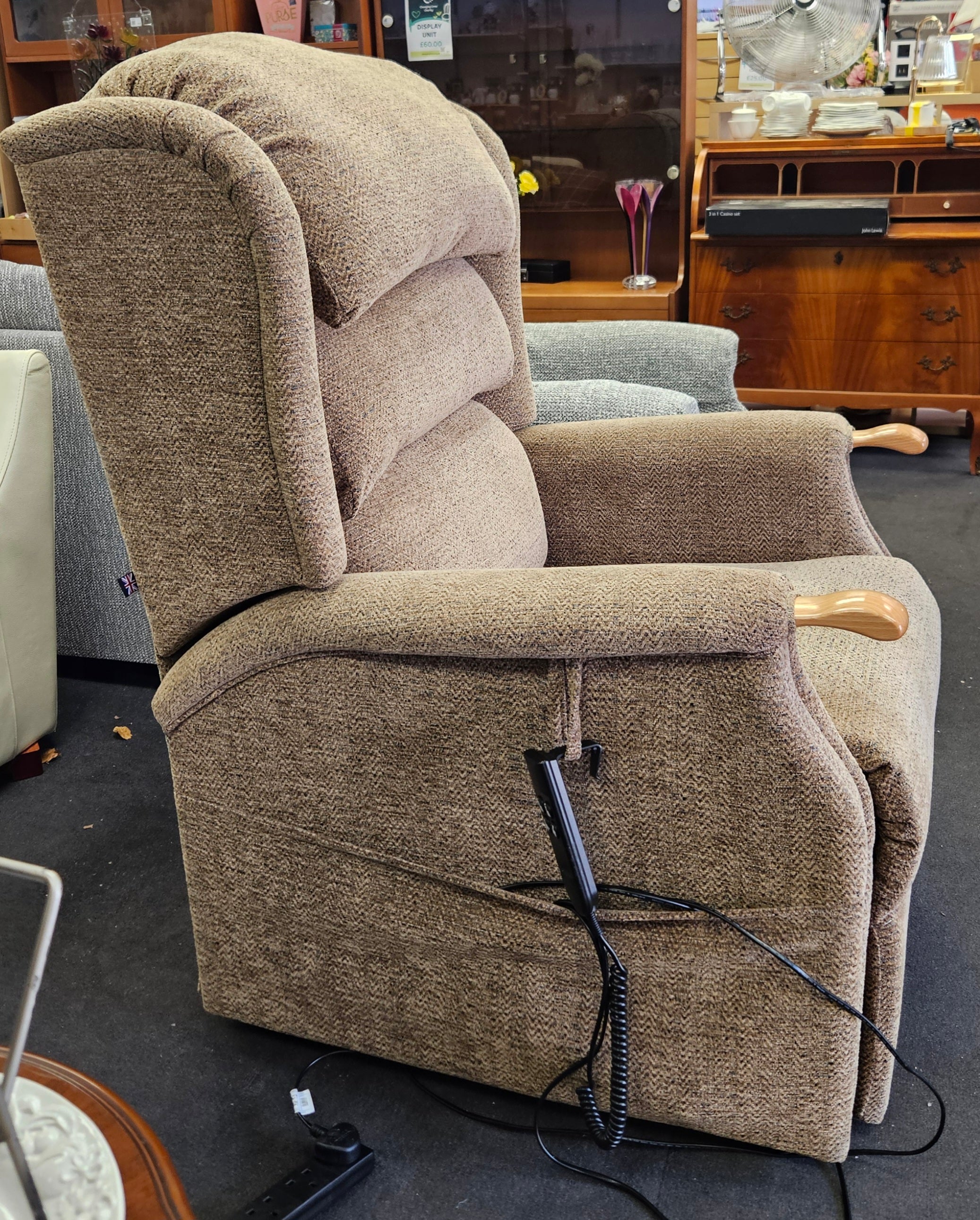 Rise & Recline Chair