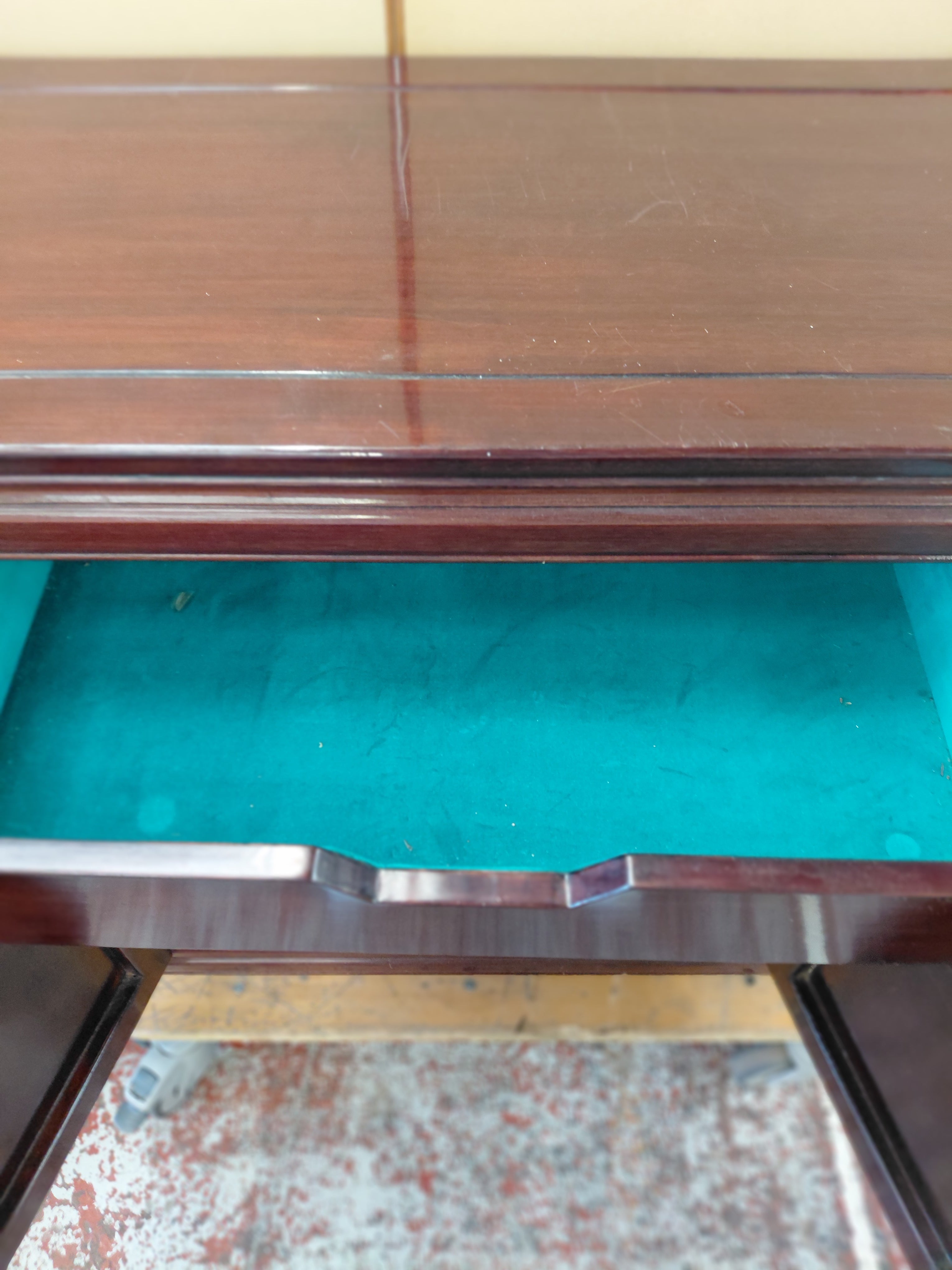 Sideboard