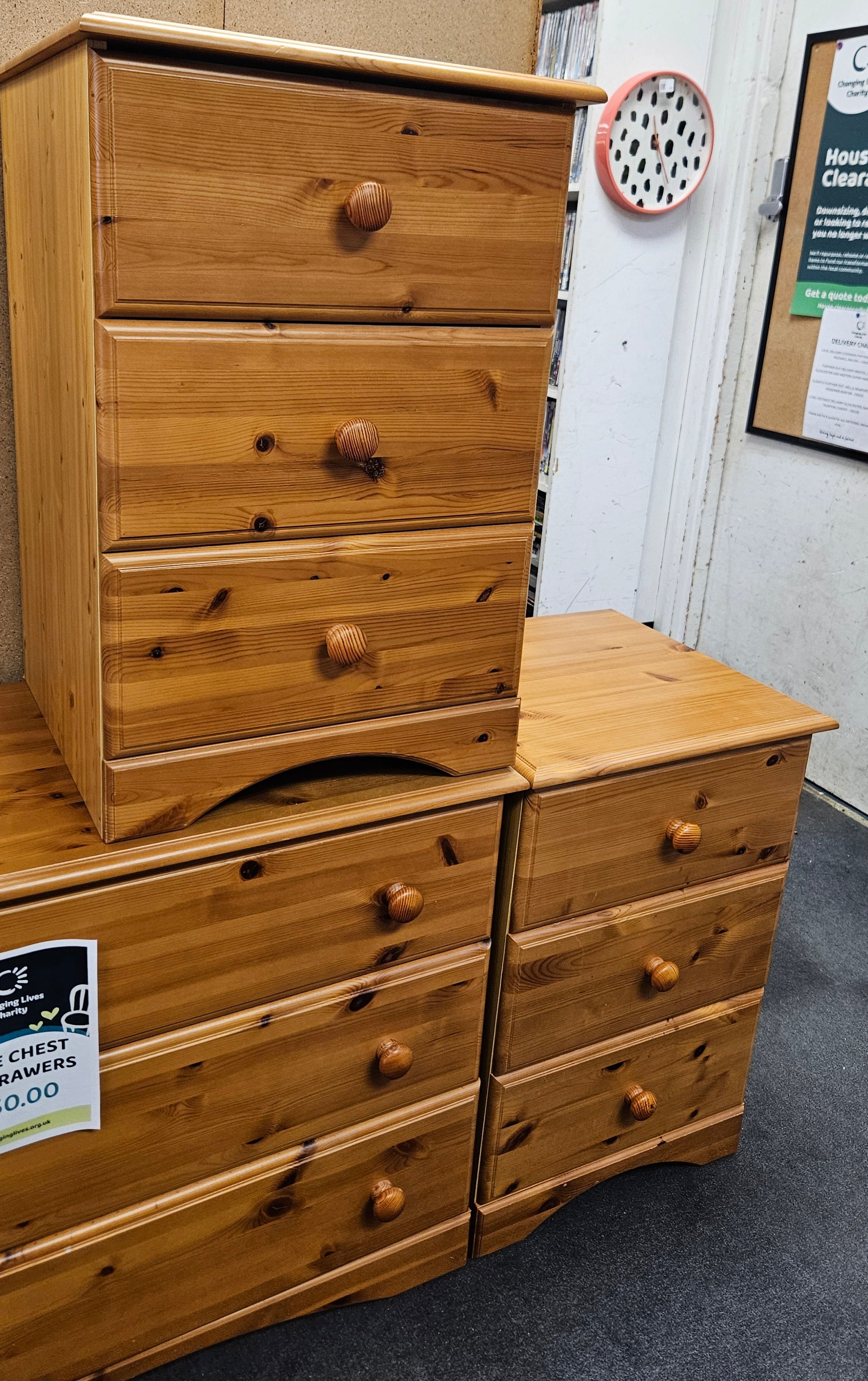 Pair of bedside cabinets