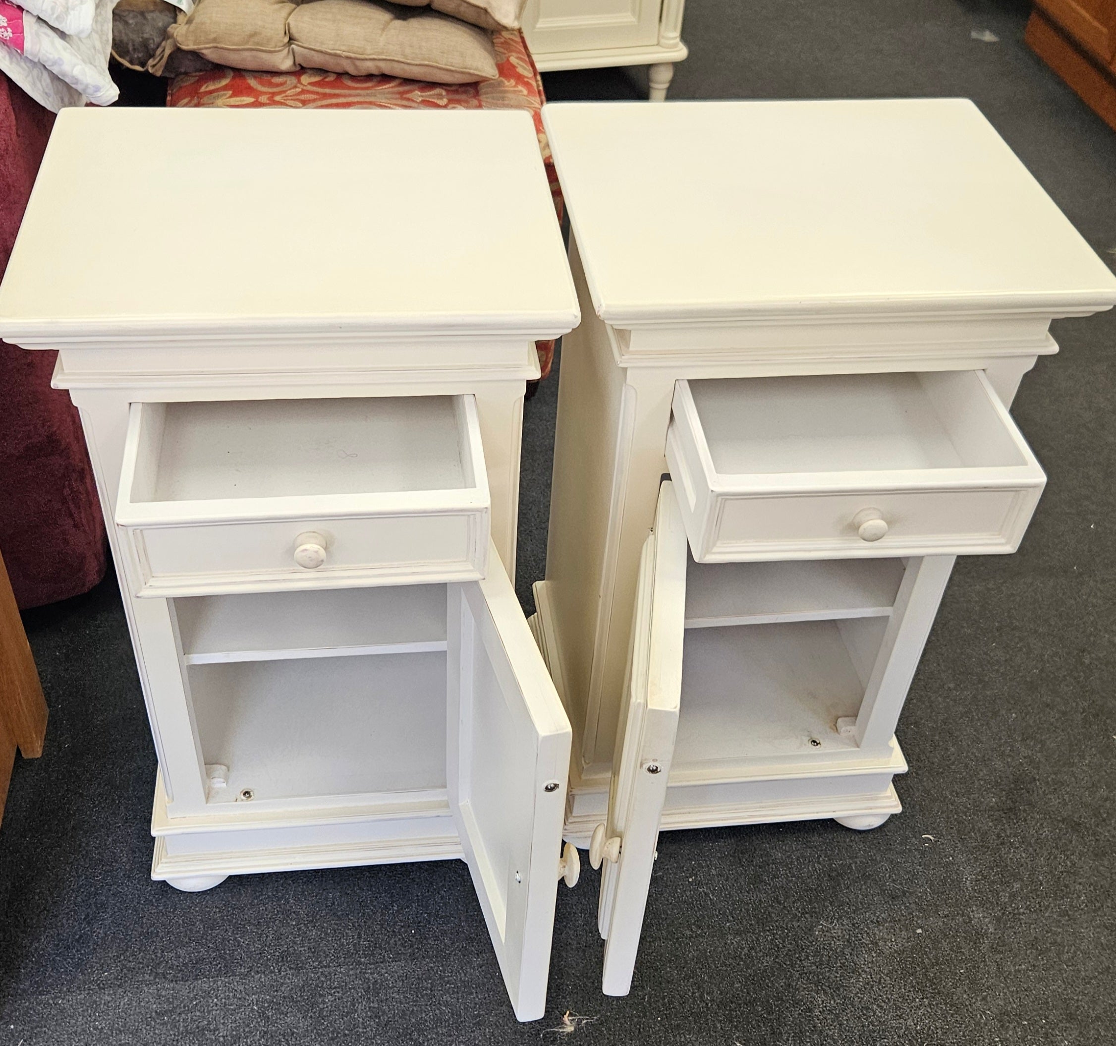 Pair of bedside cabinets