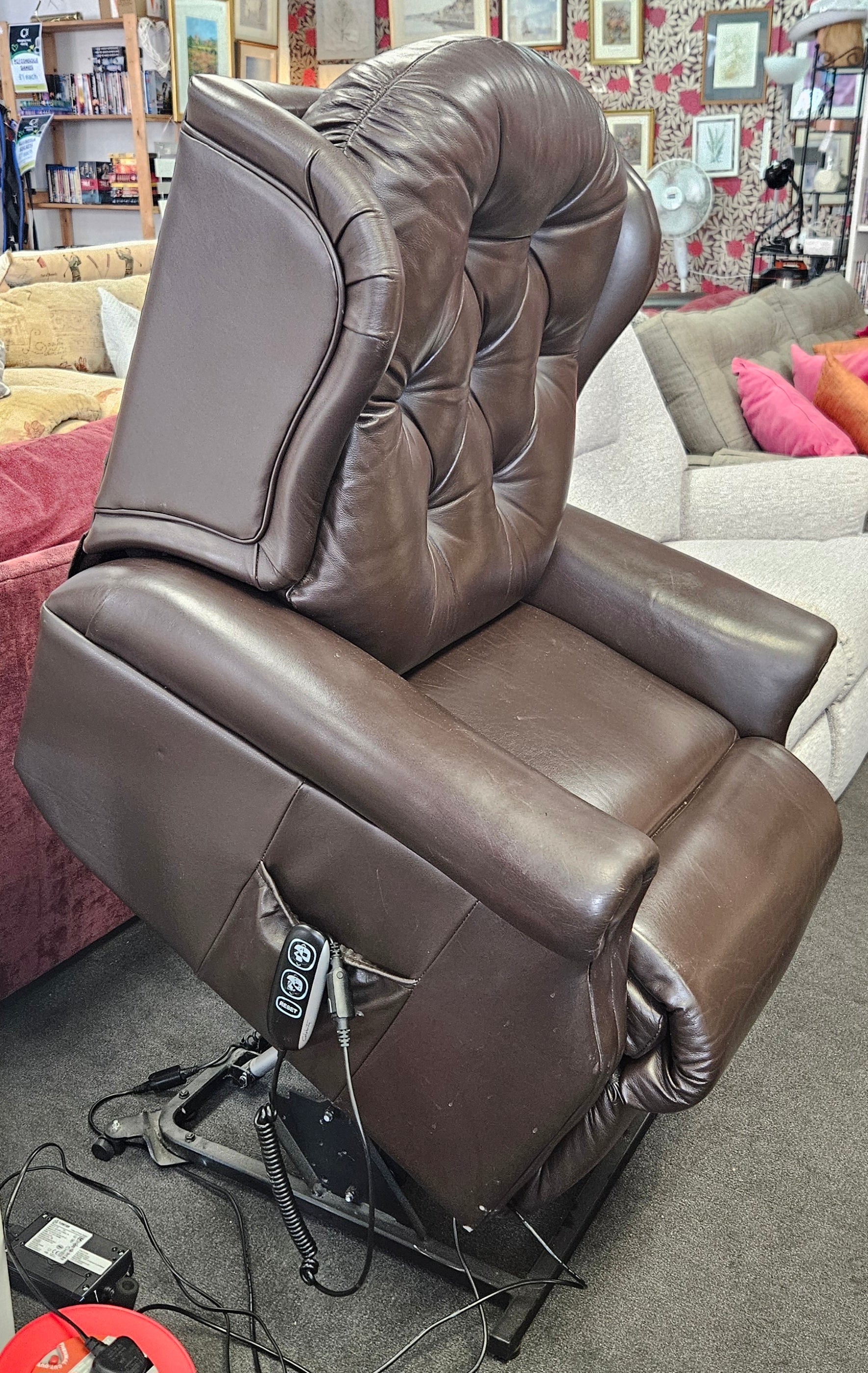 Rise & Recline Chair